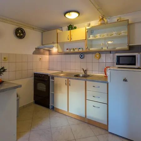 Marica Apartment *